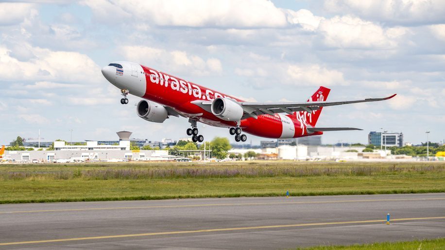 Edited Takeoff of AirAsia X Thailand A330neo 1 916x516 916x516 916x516 1