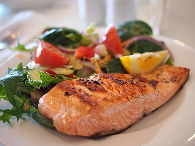 salmon 518032 640