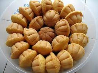 Himpunan Resepi Kuih Bahulu Simple dan Lembut 5 bahulu pandan